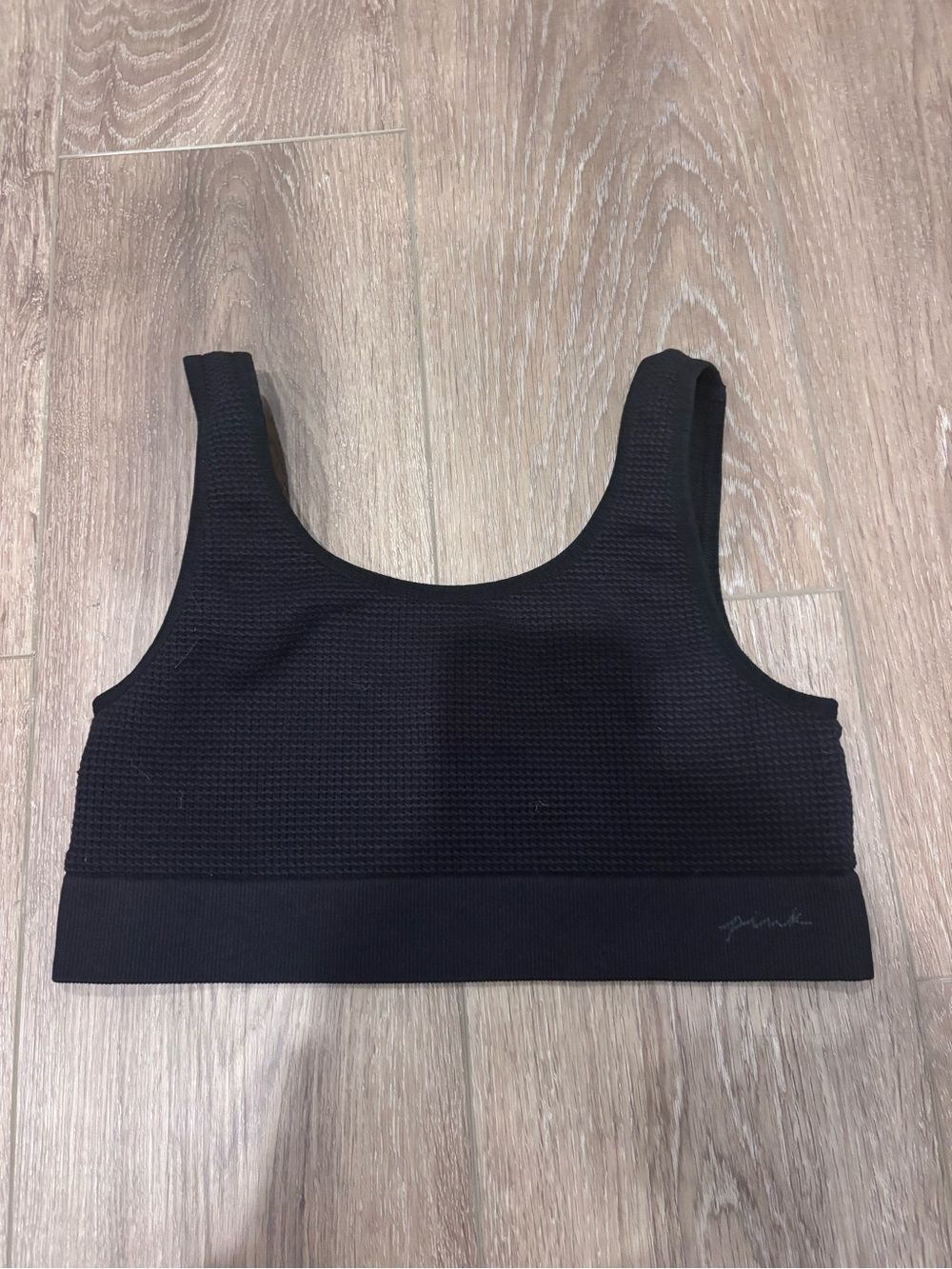 Victoria's Secret PINK Black Ribbed Seamless‎ Sports Bralette Size Medium